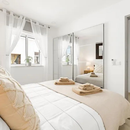 Centre Penthouse Apartment